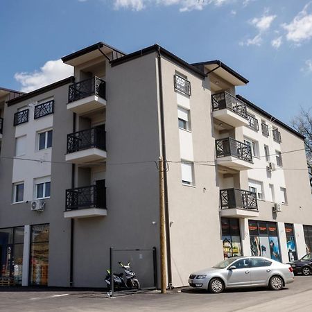 Apartman Miluro 수보티차 외부 사진
