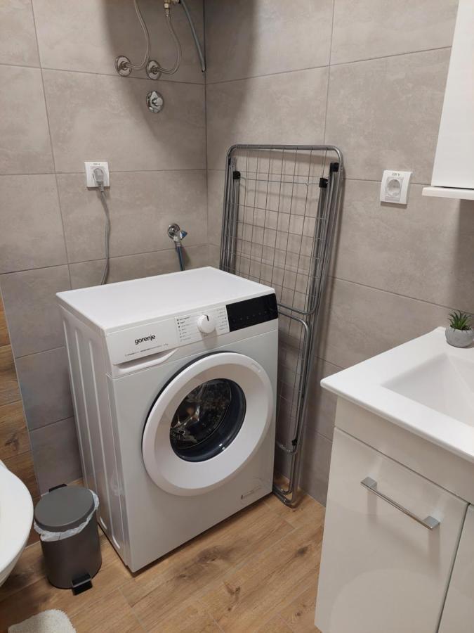 Apartman Miluro 수보티차 외부 사진